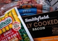 Fashions Us restricts chinese farmland purchases over security concerns